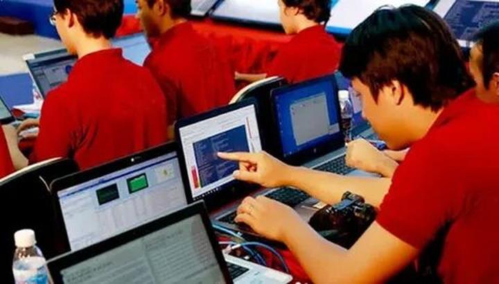 Hotspot Matrix và Bé Ê Phở hot rần rần khắp MXH: