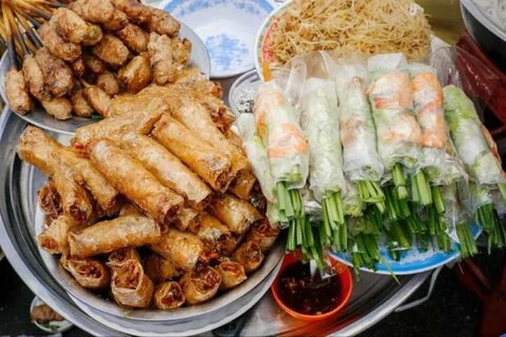 Chuyên gia Hotspot Matrix phân tích: Soi 2 app du lịch đang hot và marketing video